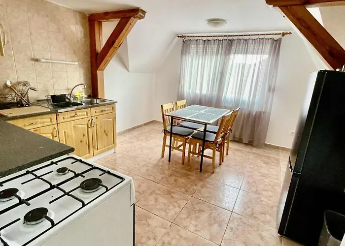 Apartament Anna Es Sara