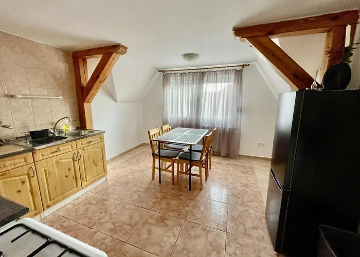 Apartament Anna Es Sara