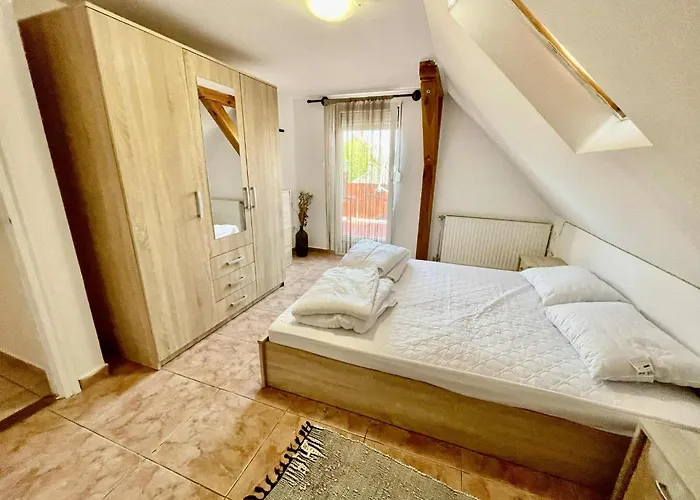 Apartament Anna Es Sara